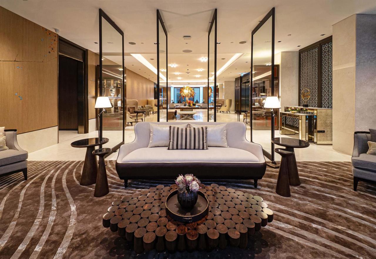 Silq Hotel & Residence, Managed By The Ascott Limited بانكوك المظهر الخارجي الصورة The lobby of the hotel