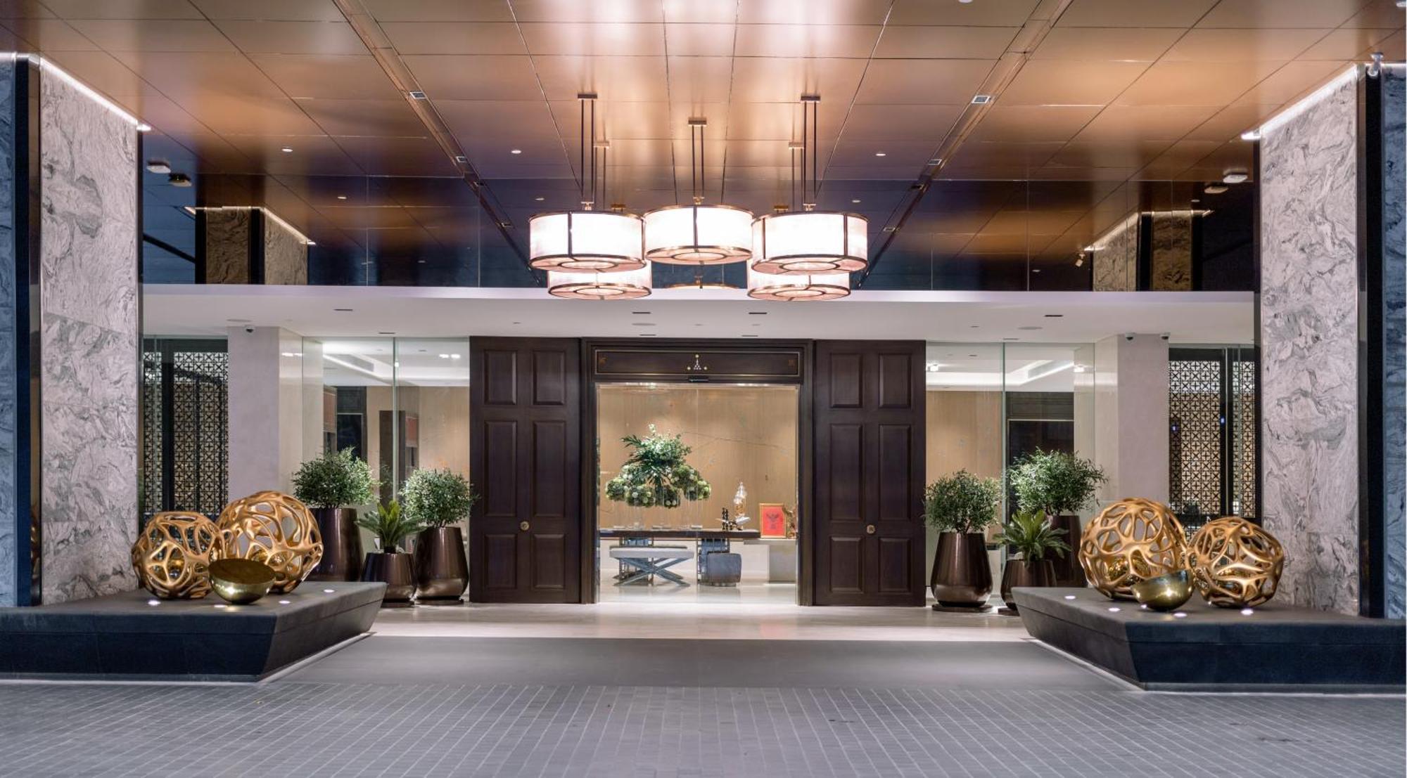 Silq Hotel & Residence, Managed By The Ascott Limited بانكوك المظهر الخارجي الصورة The lobby of the Mandarin Oriental, Bangkok