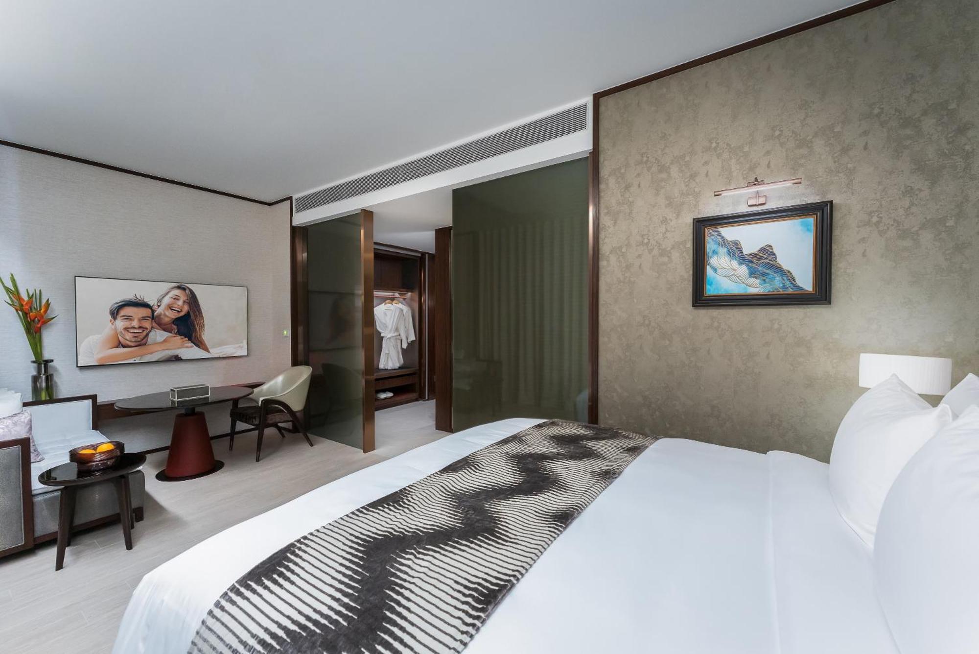 Silq Hotel & Residence, Managed By The Ascott Limited بانكوك الغرفة الصورة Deluxe Room